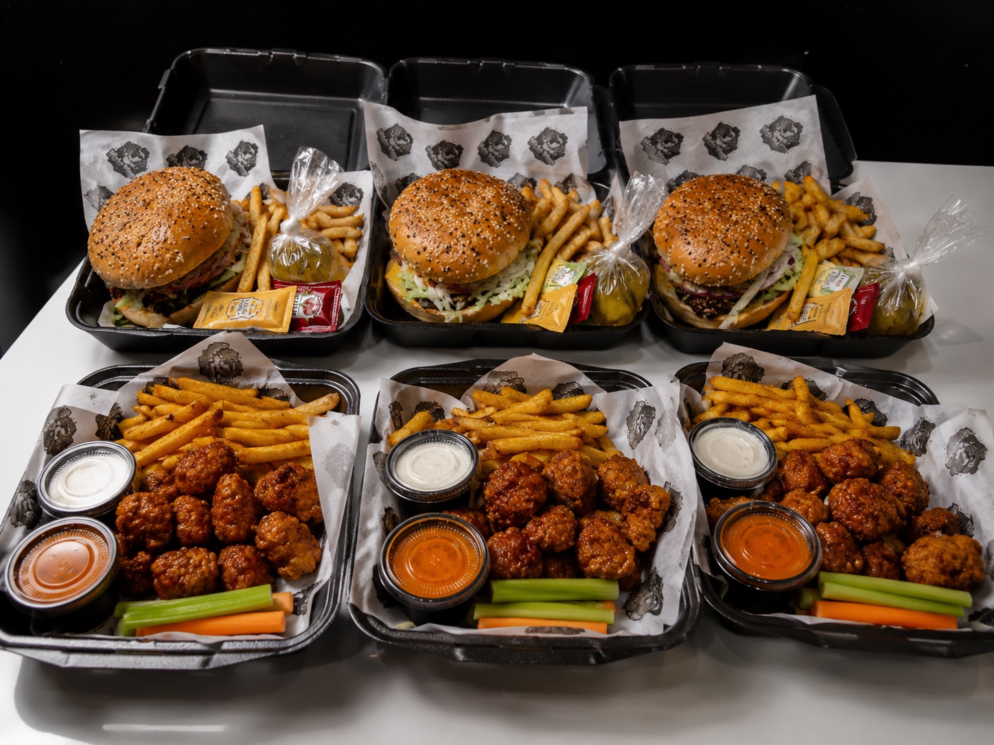 Combo 1: Burger + Boneless
