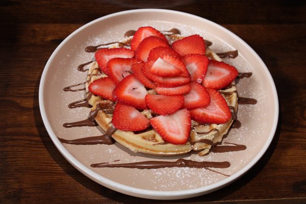 Waffle nutella y fresa