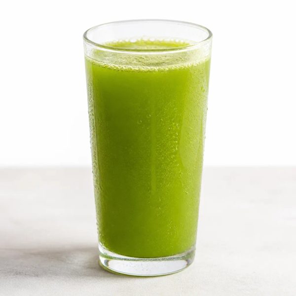 Jugo verde con naranja