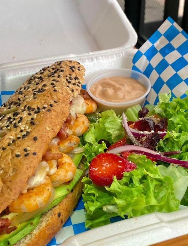 Panini de camarón y tocino