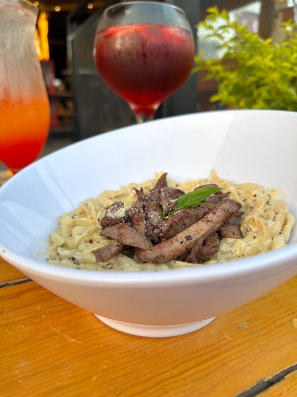 Fettuccini Alfredo con arrachera